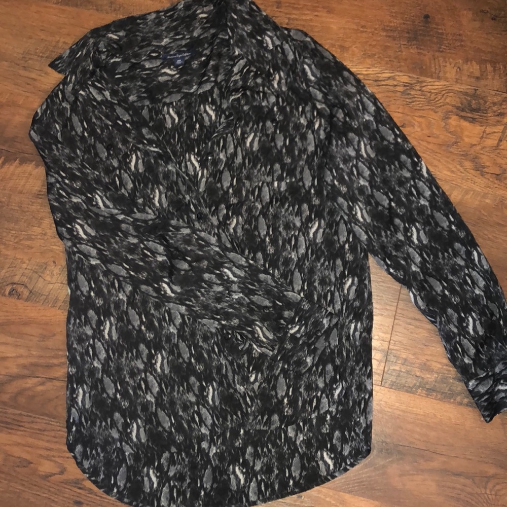 Button down American Eagle shirt